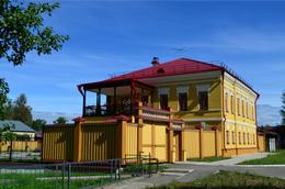 Енисейск, ул. Кирова, д. 80.